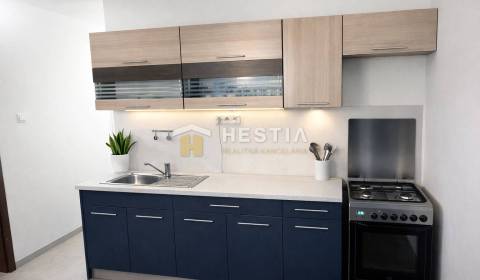 3 izbový byt priamo v centre mesta Senica !