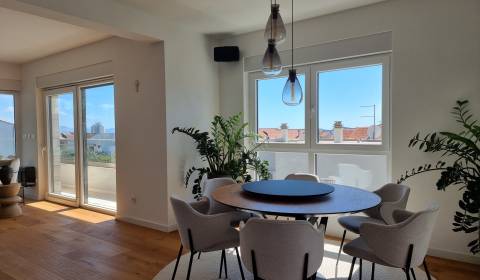 CHORVÁTSKO - Krásny luxusne zariadený 4 izbový apartmán S2 - VODICE