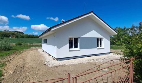 Na predaj krásna novostavba v obci Čechy