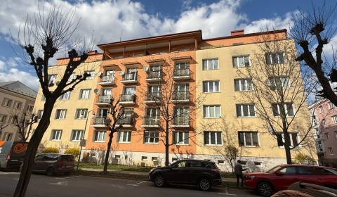 2 izbový tehlový byt Zvolen centrum s terasou 10m² na predaj