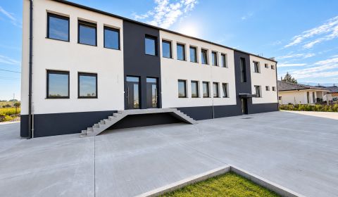 Na predaj slnečný 2i byt s terasou, parkovanie, novostavba Svinná