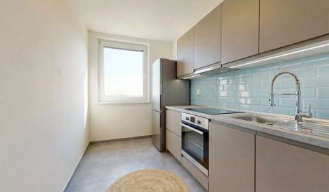 Slnečný 3-izbový byt po kompletnej rekonštrukcii 74m2