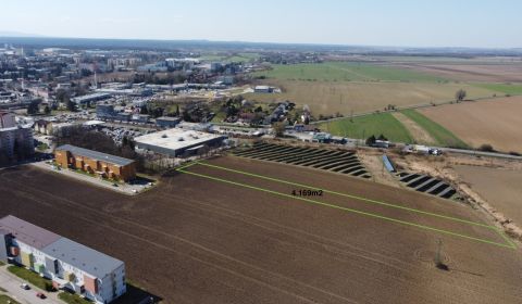 Na predaj investičné pozemky 4.169m2, Senica