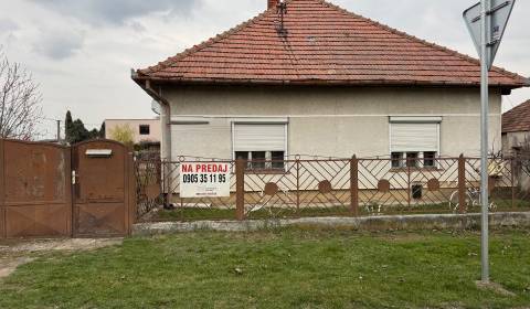 Predáme 5- izbový rodinný dom- Mojzesovo