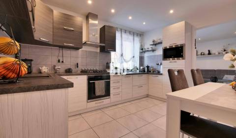 Ideálne bývanie: Zariadený dom 85m² s nízkymi nákladmi