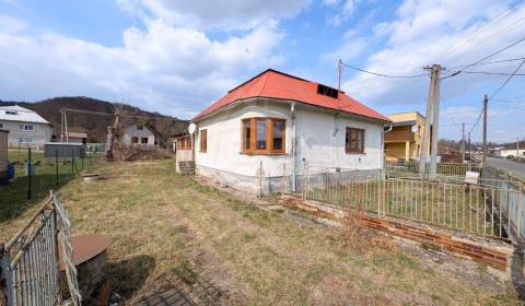 Dom s potenciálom na bývanie alebo chalupu – Rokytov pri Humennom