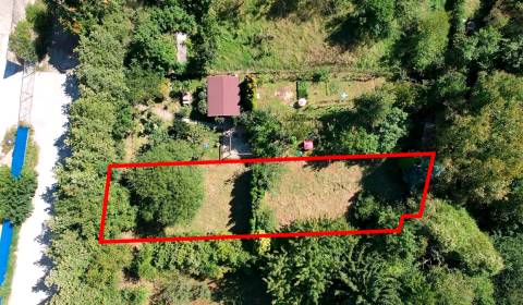 505 m2 POZEMOK  na výstavbu rekreačnej chaty v širšom centre Nitry 