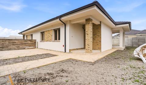 Na predaj 4-izb. rod. dom, Dun. Streda|Florida park