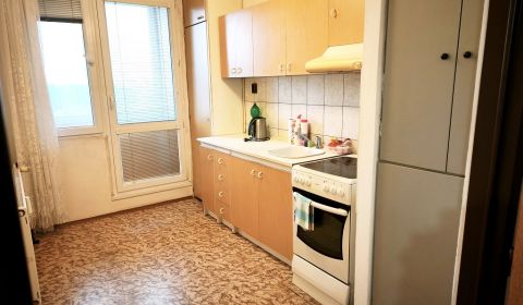Príjemný 3-izbový byt s loggiou v obľúbenej lokalite – Čadca, Kýčerka