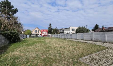 Na predaj pozemok centrum Ivanka pri Dunaji