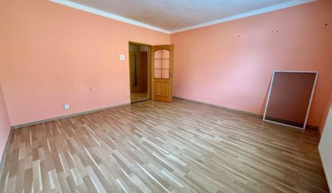 Rodinný dom s pozemkom 804m2 - Ochodnica 