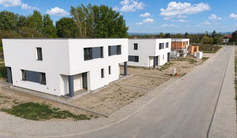 4 izbový RD-128 m2 S TEP. ČERPADLOM, POZEMOK 405m2