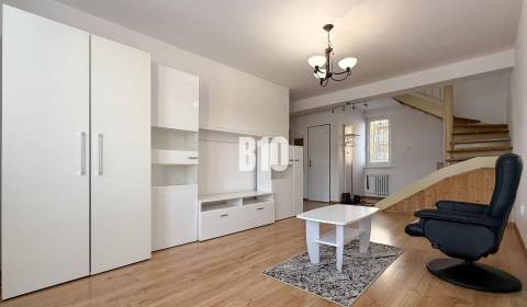 EXKLUZÍVNE Na predaj 3 izbový MEZONET v obľúbenej lokalite sídliska Ju