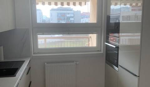 Predaj 2 izbového bytu, Drotárska cesta, Bratislava