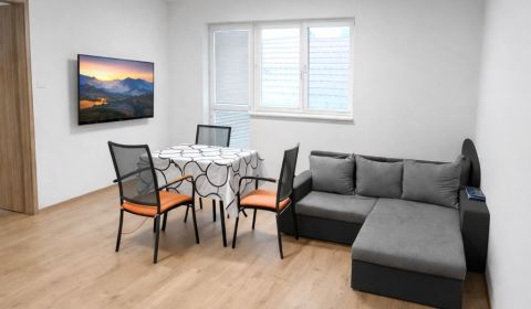 Moderný 2-izbový byt v centre Kežmarku na predaj