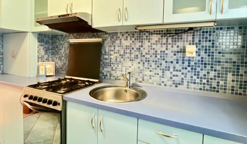 Slnečný 3-izbový byt v Šamoríne 