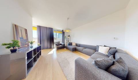 BA/KARLOVA VES-Prenájom veľkého 3i bytu s terasou,balkónom a parkingom