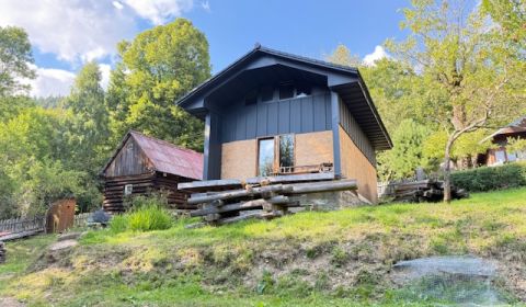 Chata pred dokončením, pozemok 770 m2, Horná Maríková