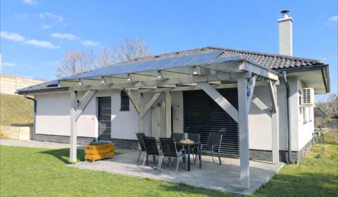 Novostavba 4-izbového rodinného domu s veľkým pozemkom-tichá lokalita