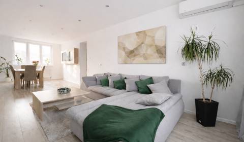 NOVINKA - Priestranných 74 m² v štýlovo zariadenom byte