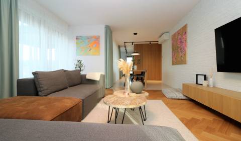 NUERA︱Penthouse s terasou s krásnymi výhľadmi v Dúbravke