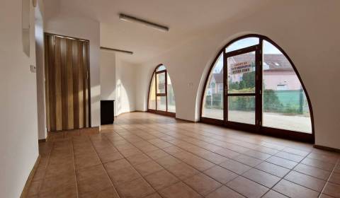 Výnimočný investičný priestor v centre Dunajskej Stredy