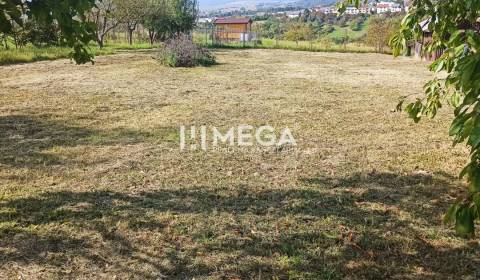 Na predaj stavebný pozemok priamo v meste Humenné