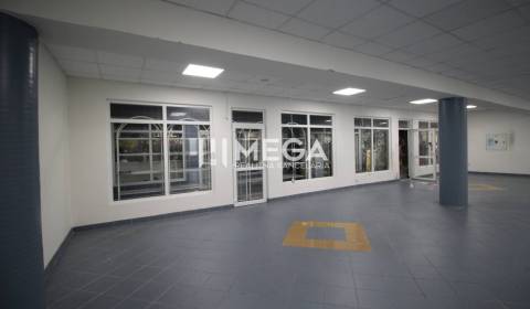 Na prenájom - priestor 185 m2 v centre mesta Humenné