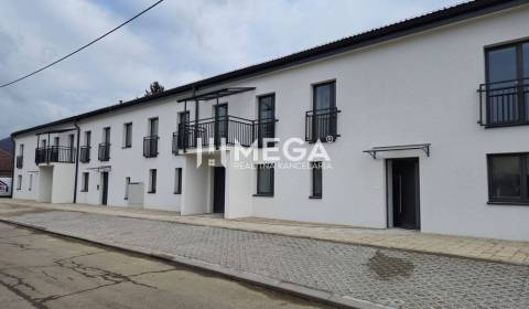 PREDAJ MODERNE ZREKONŠTRUOVANÝCH BYTOV V STRÁŽSKOM (BYT E)