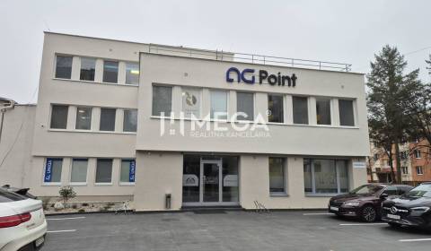 PRENÁJOM komerčného priestoru (26 m2) blízko centra Humenné