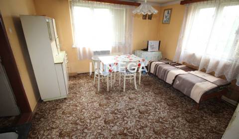 REZERVOVANÝ - Pôvodný rodinný dom v obci Dlhé nad Cirochou