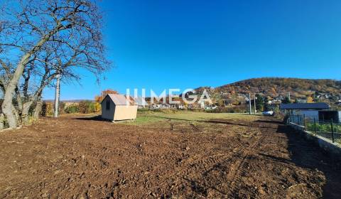 EXKLUZÍVNE NA PREDAJ INVESTIČNÝ POZEMOK NA ZEMPLÍNSKEJ ŠÍRAVE