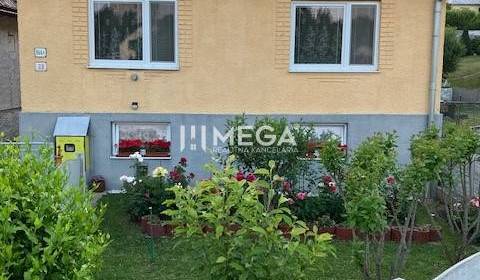 Znížena cena domu na Jesenského ulici v Snine