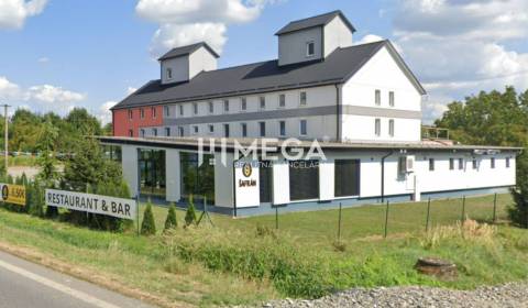 NA PRENÁJOM: Kancelárske priestory s 2-izbovým bytom a prístupom k reš