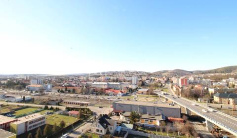 NA PRENÁJOM TOP PRIESTOR 70m2 - SUPER VÝHĽAD v meste HUMENNÉ