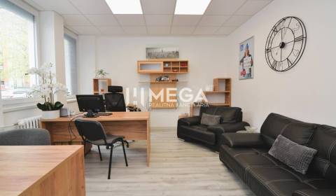 PRENÁJOM komerčného priestoru (32 m2) blízko centra Humenného