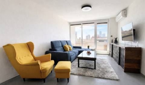 Prenájom 2,5 izbového bytu širšie centrum - Dulovo nám. BA II