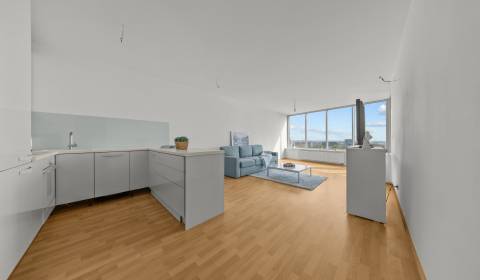 PRIESTRANNÝ 2-IZBOVÝ BYT (64,2 m²) V TOP LOKALITE S LOGGIOU, TRI VEŽE