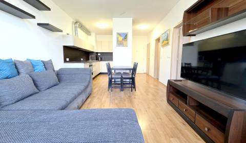 MODERNÝ 2i byt, NOVÝ RUŽINOV, PARKING, KLÍMA, BALKÓN, Bajkálska ulica