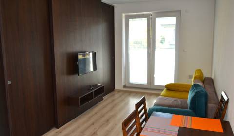 Na predaj 2-izbový apartmán v novostavbe v obci Podhájska 