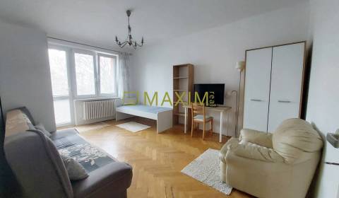 PRENÁJOM – V tehlovom bytovom dome 2 izbový byt na Trebišovskej ulici 