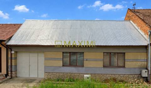 Na predaj dom s pozemkom v obci Radošovce okr. Trnava