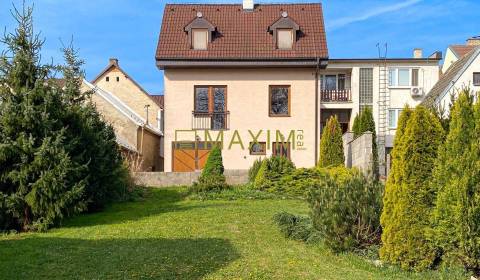 5-izbový rodinný dom, dvojpodlažný, podpivničený, Kátlovce