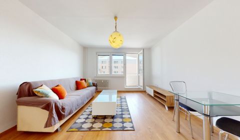 REZERVOVANÉ | Moderne zrekonštruovaný 2i byt | Karlova Ves