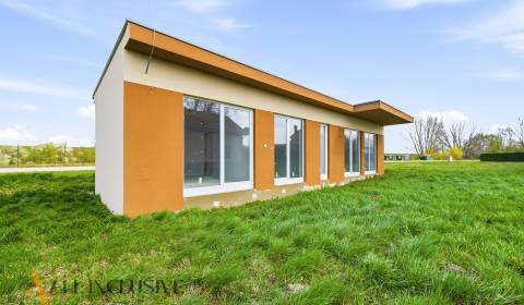 Na predaj rekreačný dom pri jazere, Vojka nad Dunajom