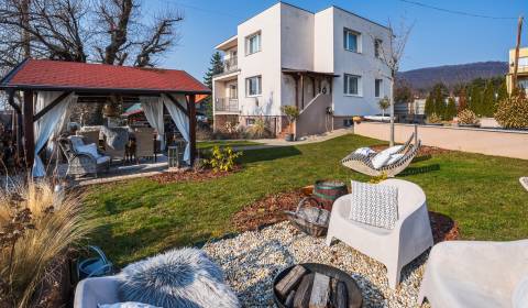 NA PREDAJ 5 izb rodinný dom Nitrianske Hrnčiarovce NITRA