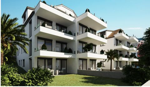 Rogoznica - novostavby apartmánov priamo u mora