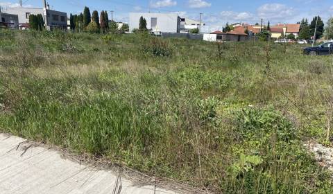 Stavebný pozemok na predaj v obci LEHNICE - Veľký Lég, 741 m2