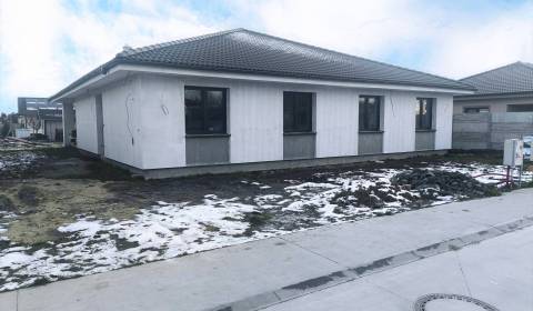 4izbový rodinný dom - Horná Potôň