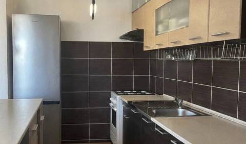 Štartovací 2-izbový byt s balkónom a klimatizáciou – Ohrady